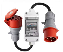 CEE 32A naar 16A verloopadapter met ingebouwde overstroombeveiliging