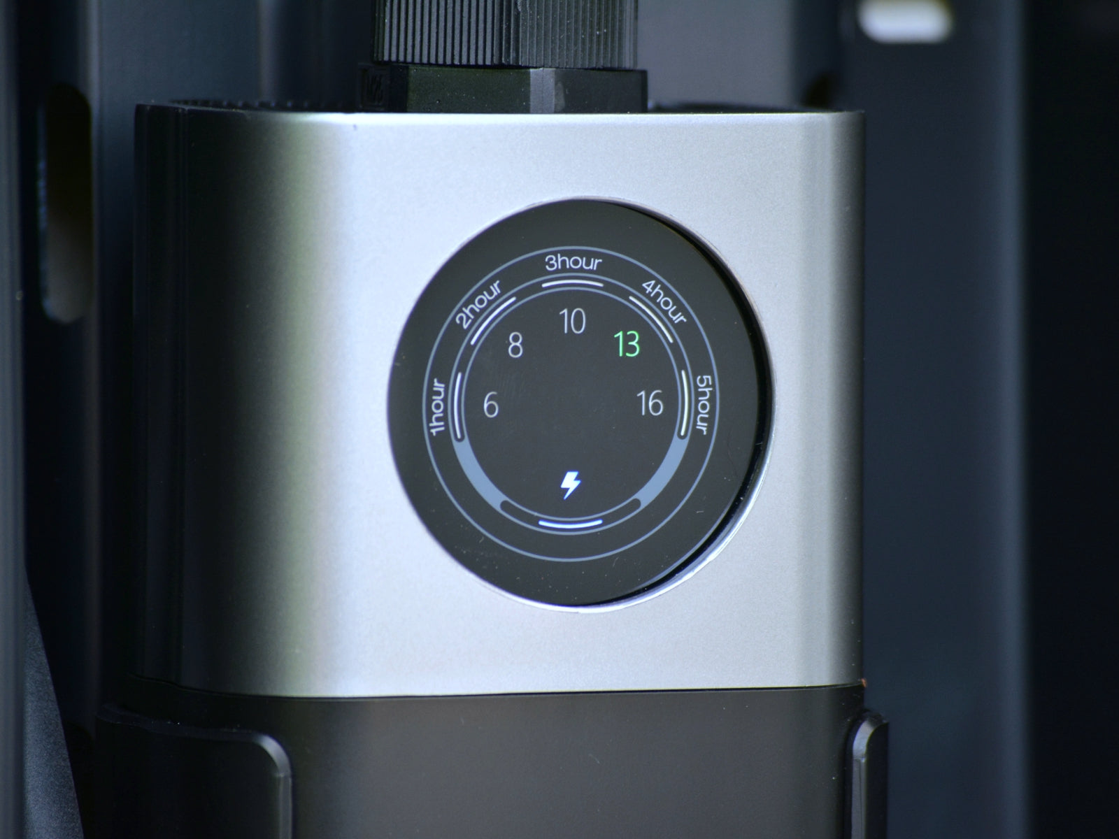 EVshield® PLUS – De Stijlvolle Vaste Laadoplossing voor Krachtstroom Thuisladers