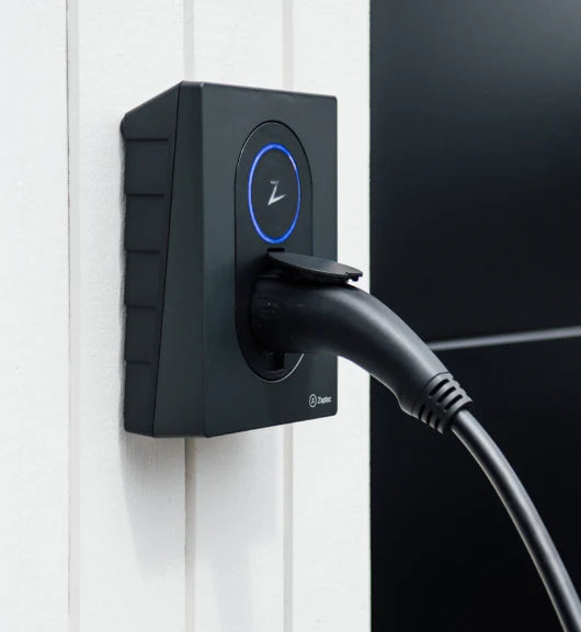 Zaptec GO 2 – Slimme laadpaal 22 kW met socket | RFID | Optioneel met installatie - BlackCharge Asphalt Black